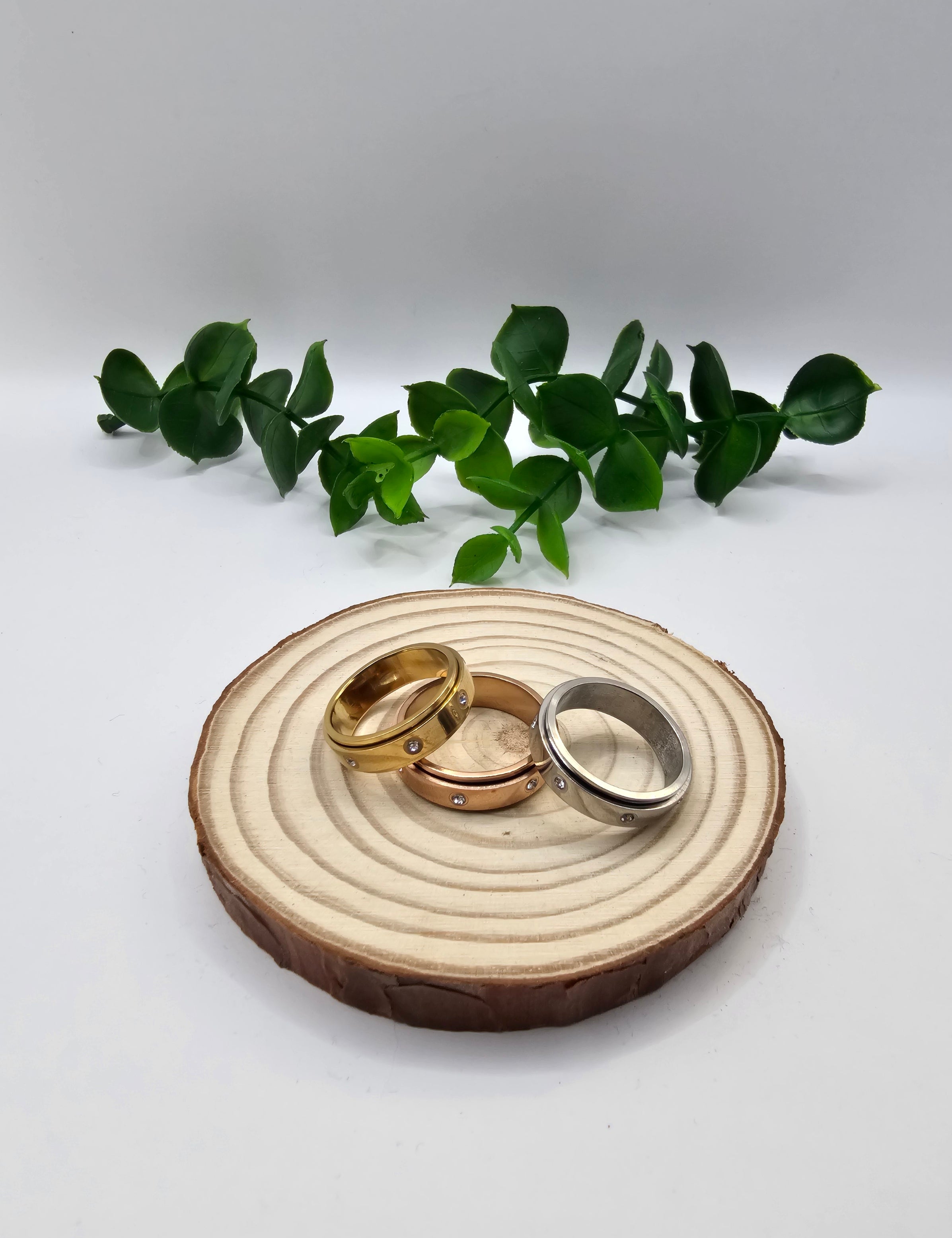 Anel Giratório com Diamantes