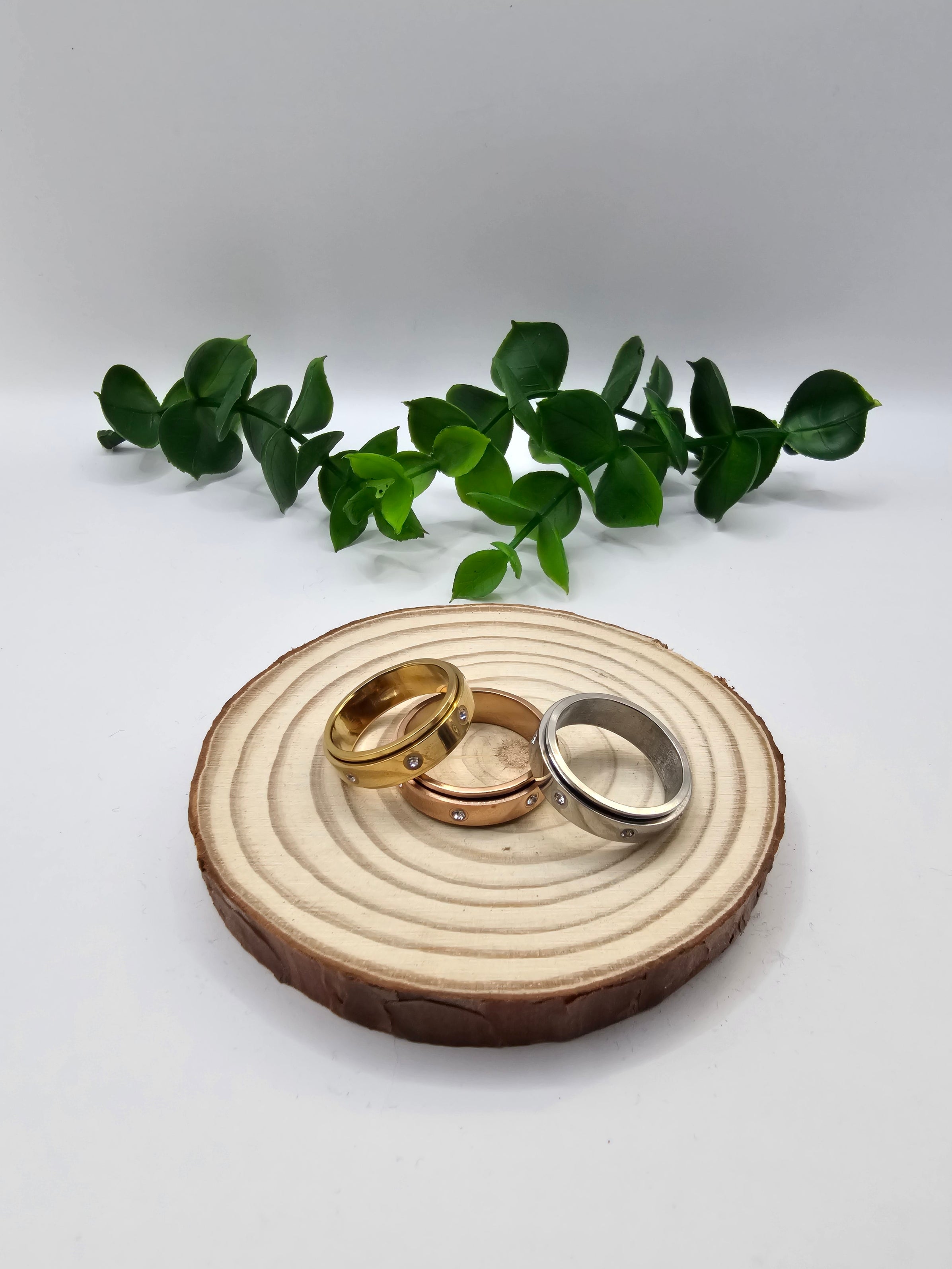 Anel Giratório com Diamantes