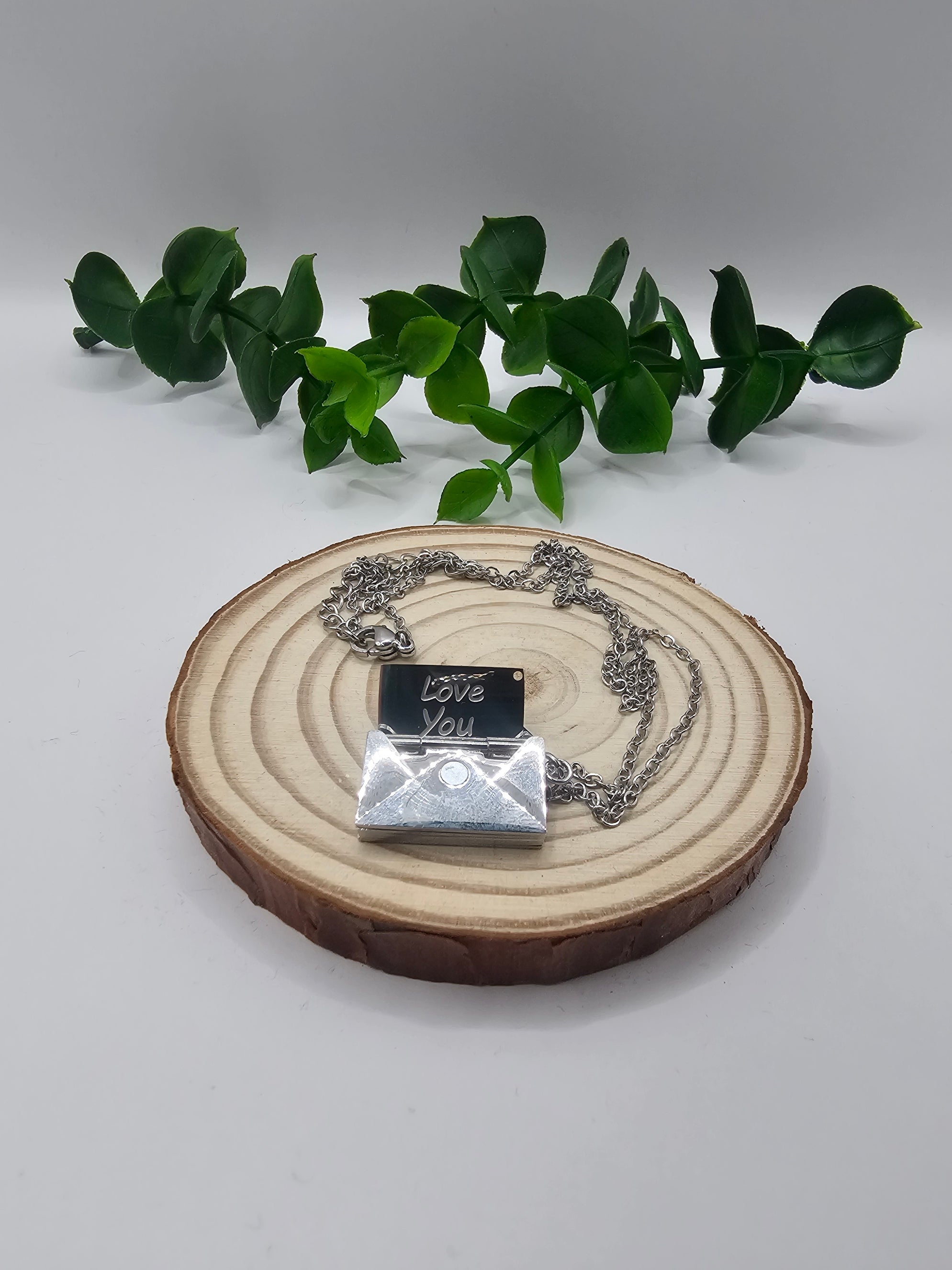 Colar Pendente Envelope Love You